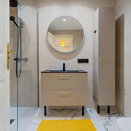 Stunning Penthouse דירה *