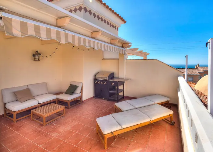 דירה Stunning Penthouse פואנגירולה